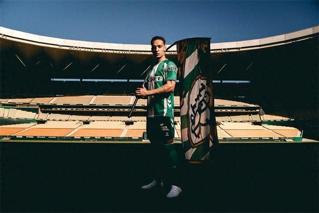 开云-爱游戏-说到做到！拜仁700万翻倍年薪邀请 安东尼拒绝：我是重情之人