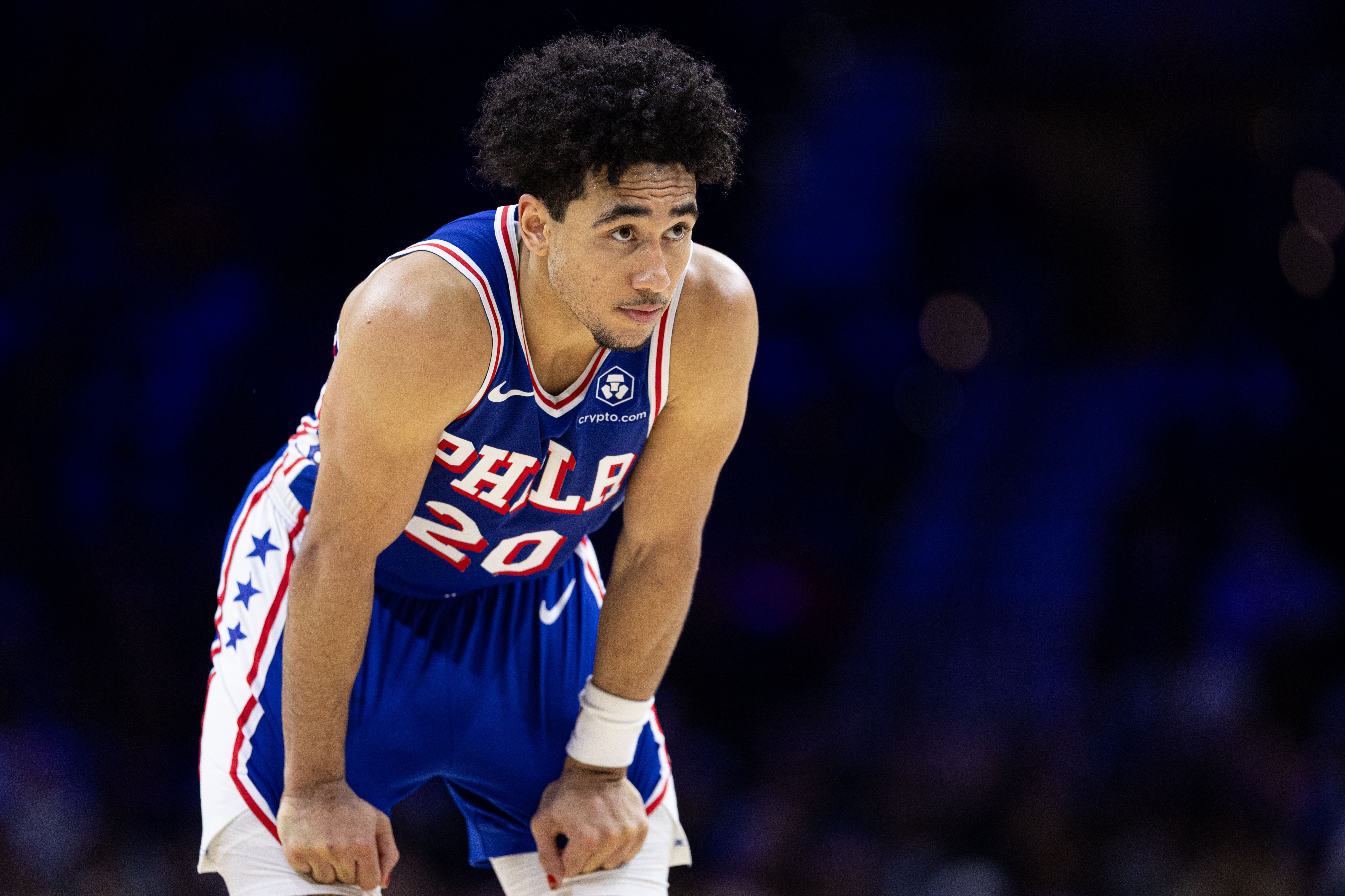 开云体育平台-上赛季遭遇左膝半月板撕裂！麦凯恩：计划参加球队新赛季的训练营